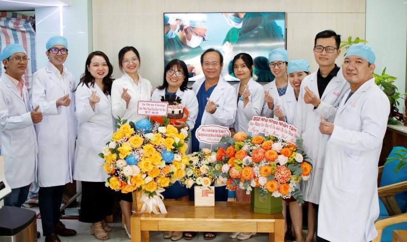 Đội ngũ bác sĩ nha khoa Nhân Tâm có tay nghề cùng kinh nghiệm