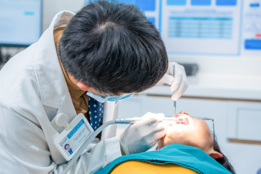 Trám răng tại Nha khoa Nhân Tâm giúp điều trị sâu răng hiệu quả - an toàn