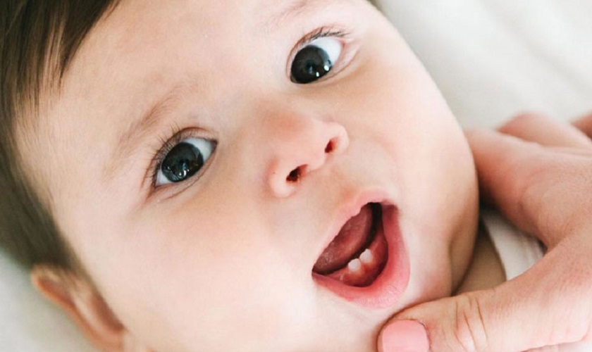 Bạn đã nắm được sơ đồ tuổi mọc răng của bé chưa?