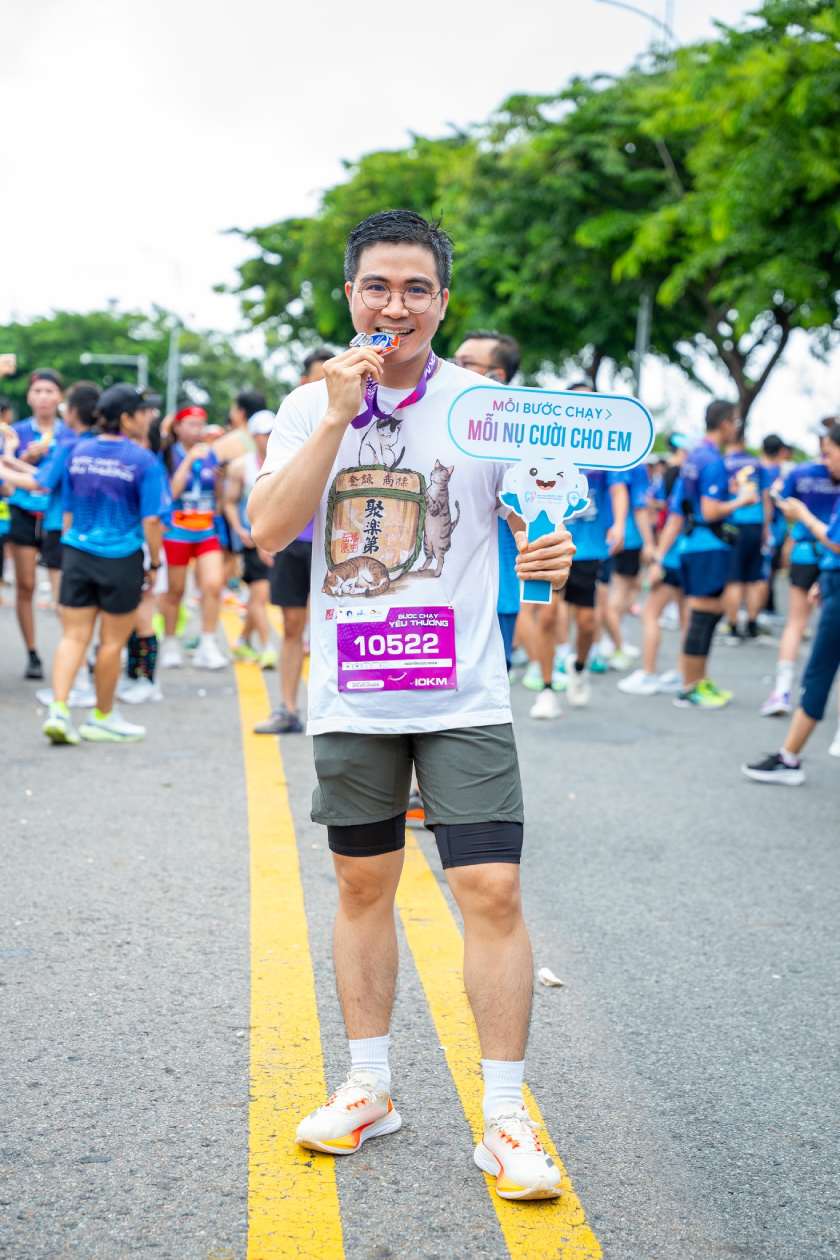 Đội ngũ Nha khoa Nhân Tâm tươi cười rạng rỡ, sẵn sàng chinh phục từng km vì nụ cười trẻ thơ