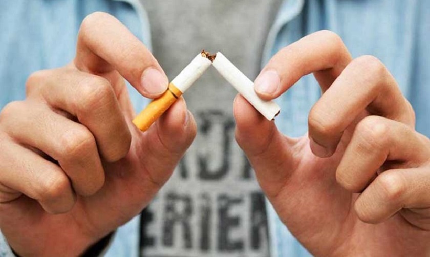 Hãy bỏ thuốc lá để giữ gìn sức khỏe và độ bền đẹp của răng sứ