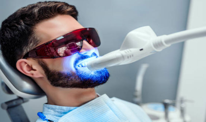 Tẩy trắng răng laser là phương pháp làm trắng răng hiệu quả và an toàn nhất hiện nay