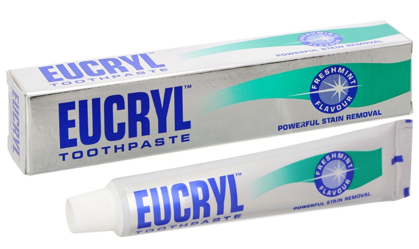 Tự tin giao tiếp với nụ cười trắng sáng cùng hơi thở thơm mát với kem tẩy trắng răng Eucryl