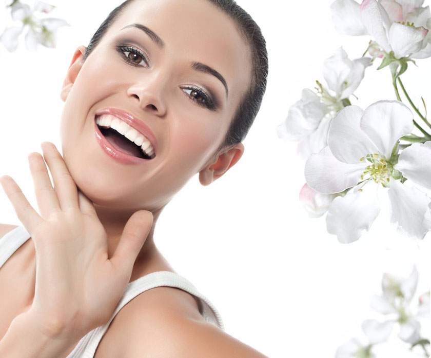 Tẩy trắng răng giúp nhanh chóng loại bỏ hàm răng ố vàng, cho bạn nụ cười tự tin