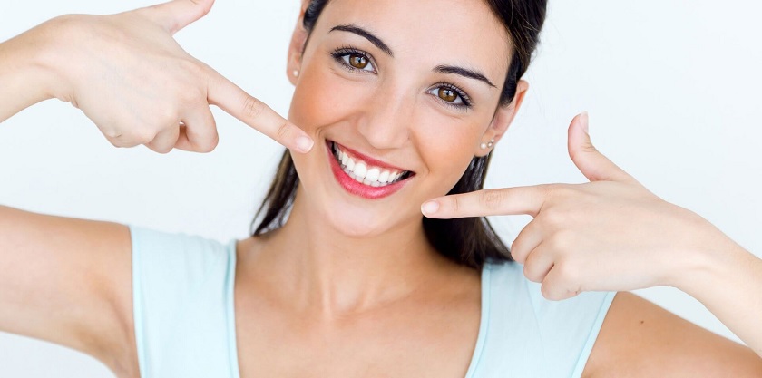 Phần mềm thiết kế nụ cười Smile Design Pro tại nha khoa Nhân Tâm giúp khách hàng có được nụ cười duyên dáng và rạng rỡ