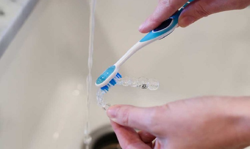 Hàm duy trì trong suốt giúp việc vệ sinh dễ dàng và hiệu quả hơn