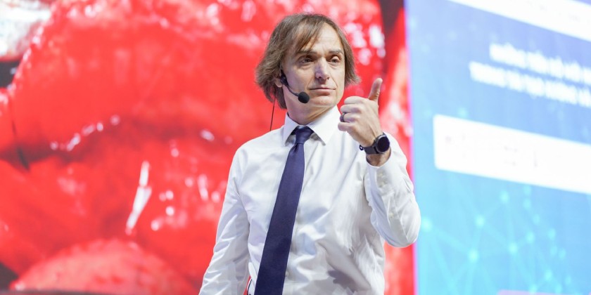 GS. Istvan Urban giới thiệu kỹ thuật ghép xương Sausage GS. Istvan Urban giới thiệu kỹ thuật ghép xương Sausage