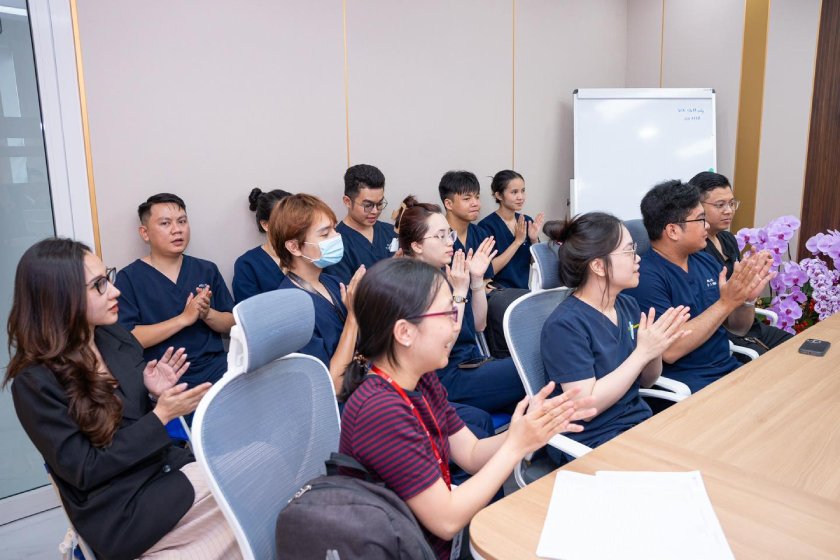 TS.BS Võ Văn Nhân - “Ươm mầm” tài năng nha khoa Việt