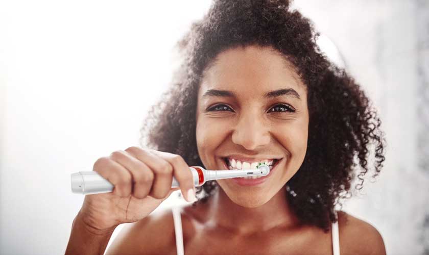 Đánh răng đúng cách để bảo vệ tốt sức khỏe răng miệng