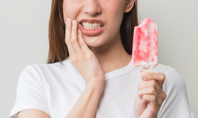 Hạn chế ăn những thức ăn quá lạnh sau khi trám răng
