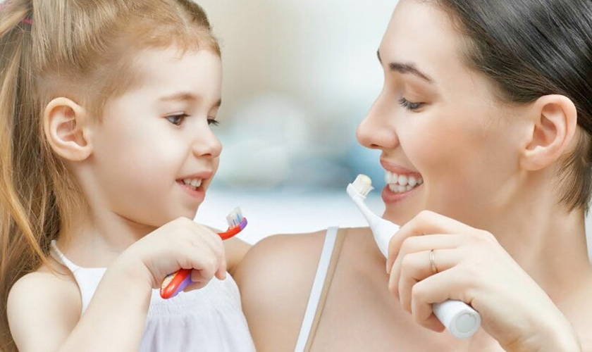 Chăm sóc răng miệng cho bé là rất quan trọng