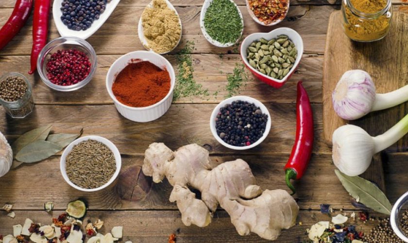 Thức ăn cay, nhiều gia vị không nên ăn khi trẻ em đang mọc răng Thức ăn cay, nhiều gia vị không nên ăn khi trẻ em đang mọc răng