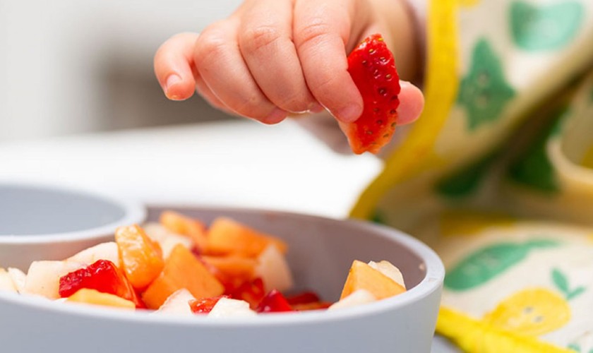 Tăng cường trái cây cho trẻ trong giai đoạn mọc răng