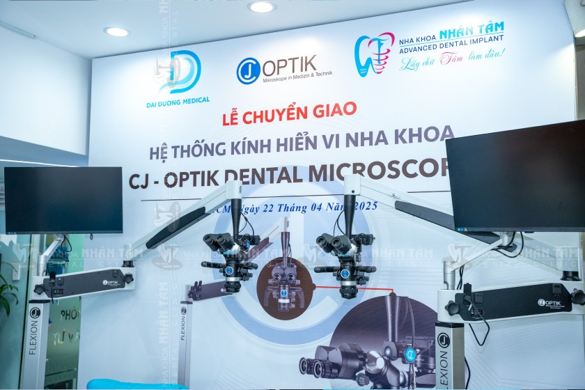 Ứng dụng kính hiển vi CJ-Optik giúp giảm thiểu rủi ro biến chứng