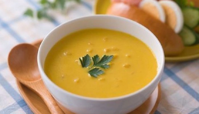 Ưu tiên thức ăn mềm, lỏng sau khi vừa cấy ghép răng