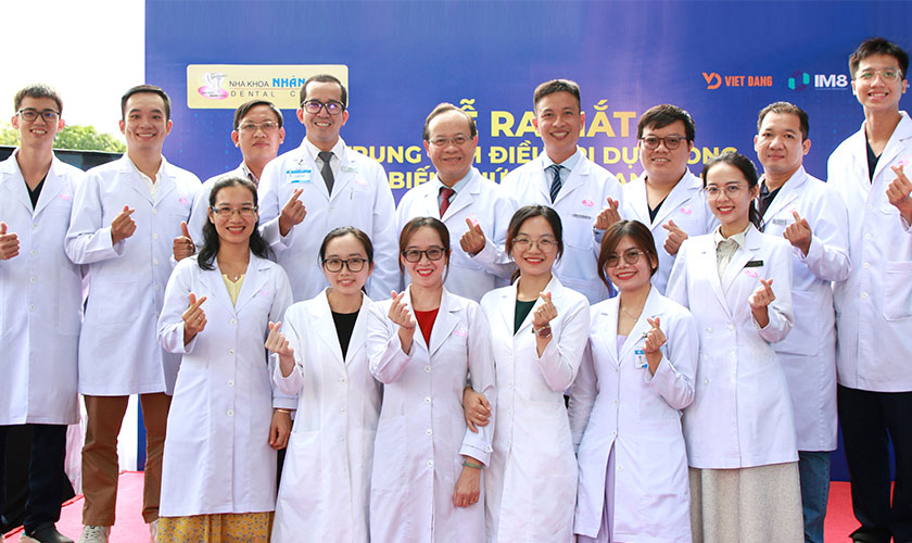 Ứng dụng công nghệ trong quy trình cấy ghép răng Implant Ứng dụng công nghệ trong quy trình cấy ghép răng Implant